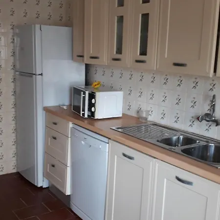 With 3 Bedrooms In Portimao, With Balcony And Wifi - 200 M From The... Lejlighed *
